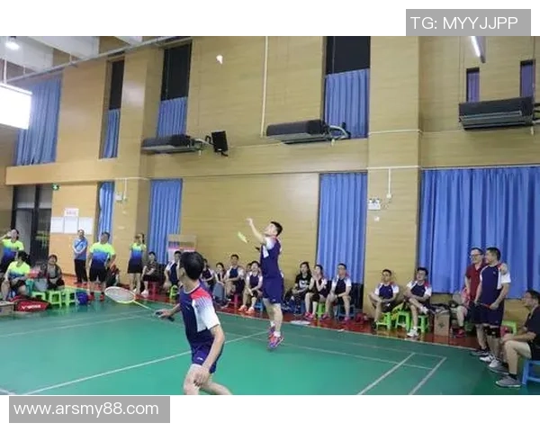 成都羽毛球队耐力训练揭秘助力运动员在赛场上超越自我